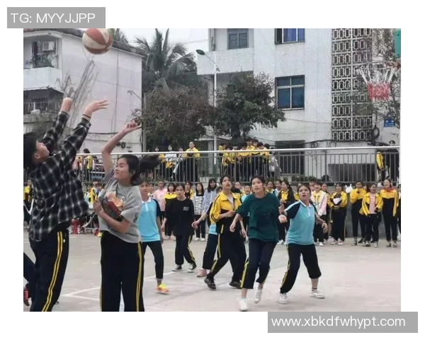 足球明星魅力无限精彩瞬间海报展示尽显运动激情与风采