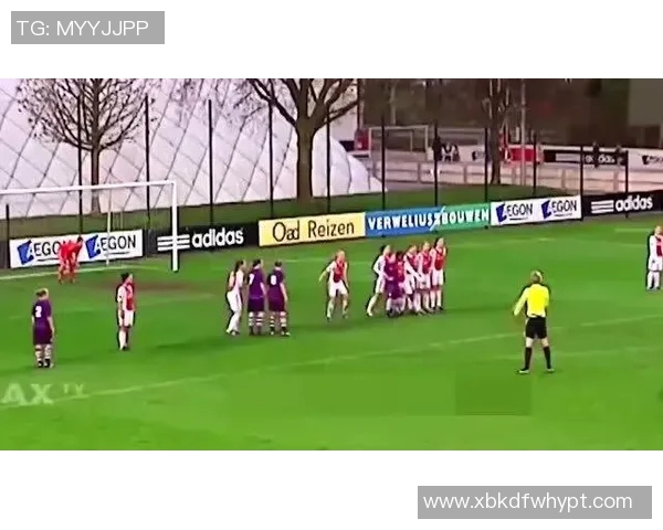 足球明星璀璨瞬间汇聚全景展现足坛传奇风采与激情